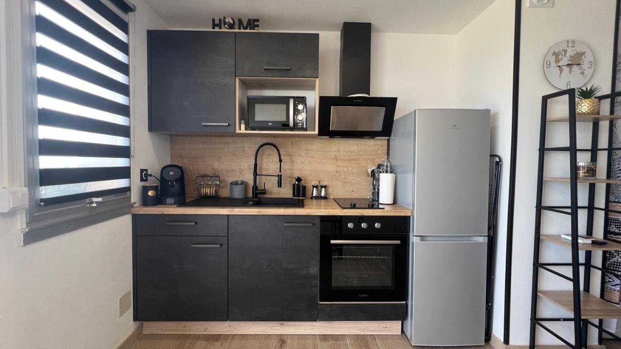 Appartement Cosy, Vue Mer Avec Parking Privatif Canet-en-Roussillon Bagian luar foto